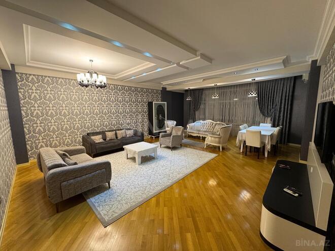 İcarəyə verilir 4 otaqlı yeni tikili 195 m², 28 May m., photo 1 from 15