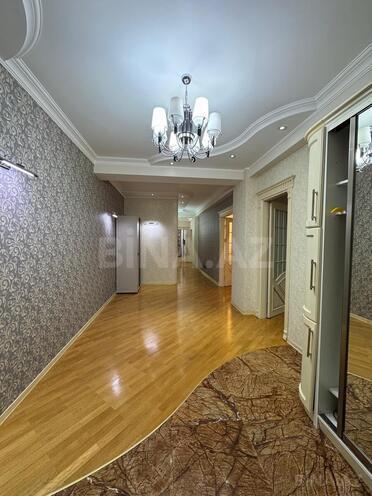 İcarəyə verilir 4 otaqlı yeni tikili 195 m², 28 May m., photo 14 from 15