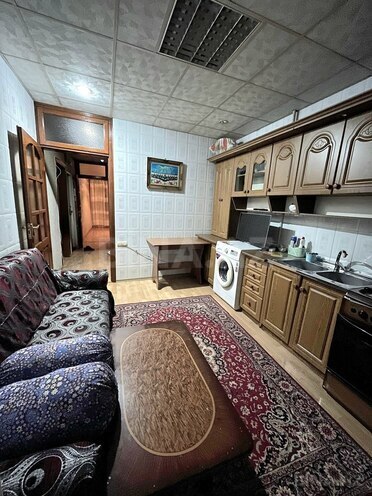 Продаётся 2-комн. вторичка 70 м², Бинагадинский р., photo 7 from 13