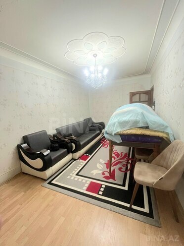 Продаётся 2-комн. вторичка 70 м², Бинагадинский р., photo 1 from 13
