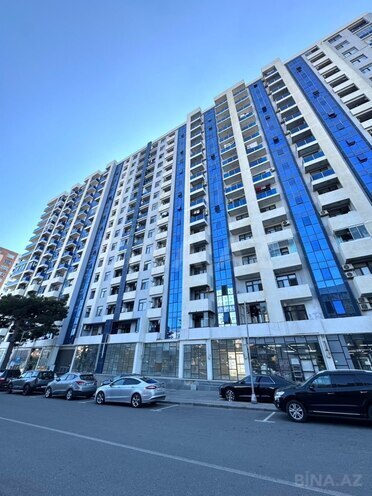 Продаётся 2-комн. новостройка 83 м², м. Кара Караев, photo 1 from 12