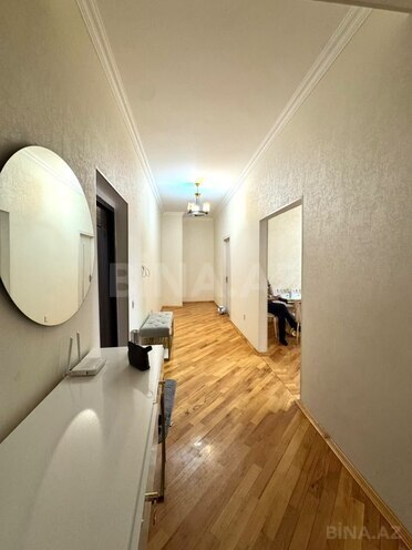 Продаётся 2-комн. новостройка 83 м², м. Кара Караев, photo 3 from 12