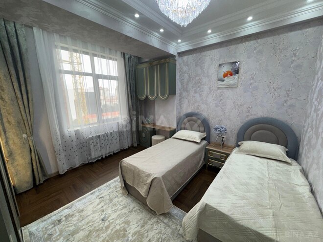 Продаётся 3-комн. новостройка 128 м², м. Кара Караев, photo 12 from 17