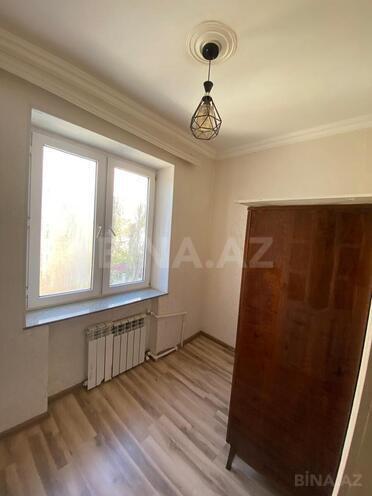 Продаётся 2-комн. вторичка 40 м², м. Ази Асланов, photo 6 from 8
