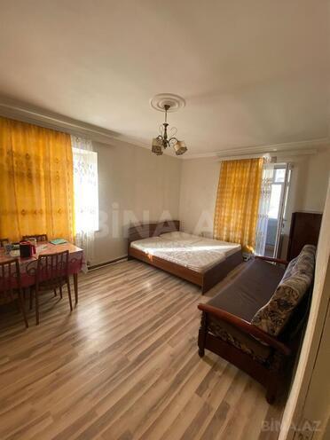 Продаётся 2-комн. вторичка 40 м², м. Ази Асланов, photo 3 from 8