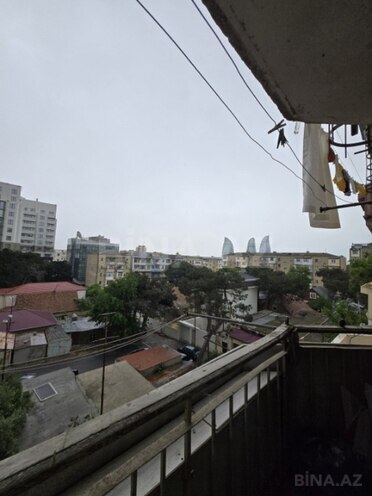 Satılır 3 otaqlı köhnə tikili 90 m², Yasamal r., photo 12 from 13