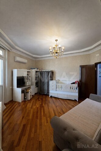 Продаётся 2-комн. вторичка 45 м², м. Элмляр Академиясы, photo 1 from 13