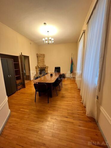 İcarəyə verilir 3 otaqlı ofis 90 m², İçəri Şəhər m., photo 1 from 16