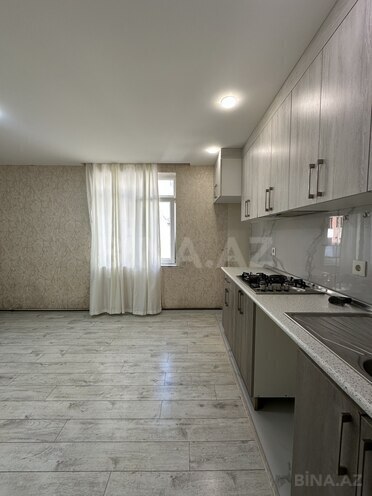 Продаётся 2-комн. вторичка 40 м², м. Элмляр Академиясы, photo 4 from 9
