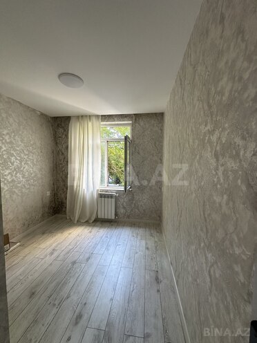 Продаётся 2-комн. вторичка 40 м², м. Элмляр Академиясы, photo 6 from 9