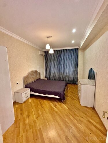 İcarəyə verilir 3 otaqlı yeni tikili 120 m², 28 May m., photo 12 from 14