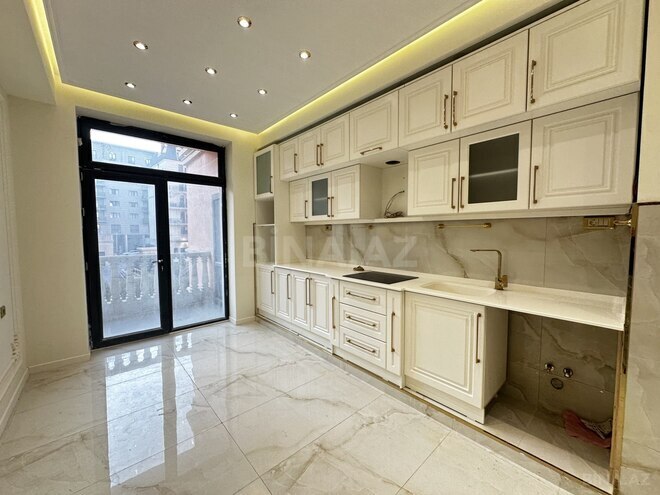Satılır 5 otaqlı yeni tikili 200 m², Ağ şəhər q., photo 8 from 13