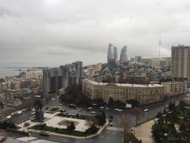 Продаётся 3-комн. новостройка 110 м², м. Ичеришехер, photo 6 from 19
