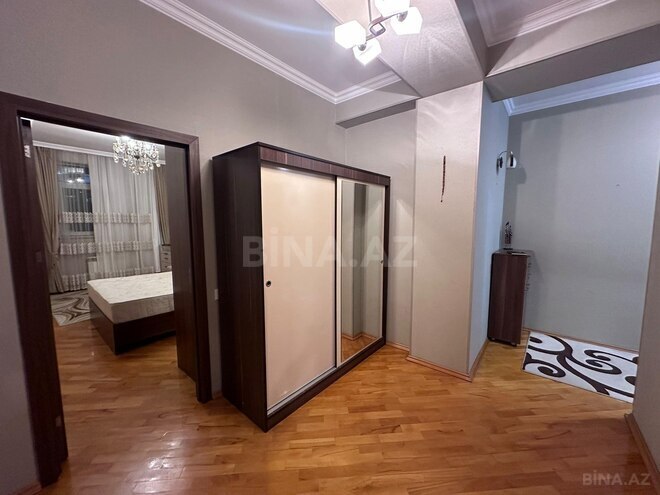Продаётся 2-комн. новостройка 82 м², м. Иншаатчылар, photo 9 from 14
