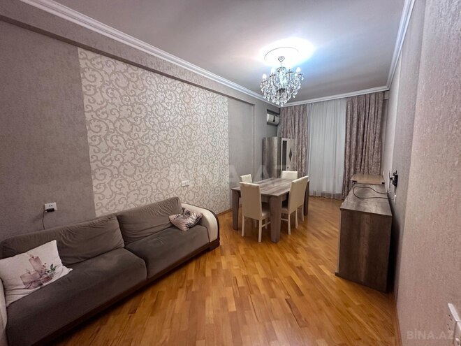 Продаётся 2-комн. новостройка 82 м², м. Иншаатчылар, photo 1 from 14