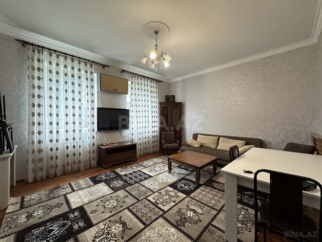 Сдаётся 2-комн. вторичка 65 м², м. Нариман Нариманов, photo 1 from 12