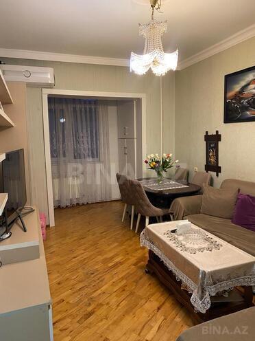Сдаётся 3-комн. вторичка 90 м², м. Гянджлик, photo 1 from 13
