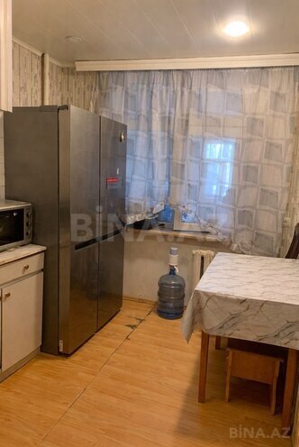 Satılır 3 otaqlı köhnə tikili 74 m², İnşaatçılar m., photo 3 from 15
