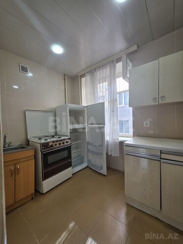 Satılır 1 otaqlı köhnə tikili 45 m², İnşaatçılar m., photo 5 from 9
