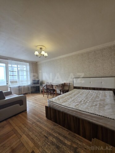 Satılır 1 otaqlı köhnə tikili 45 m², İnşaatçılar m., photo 3 from 9