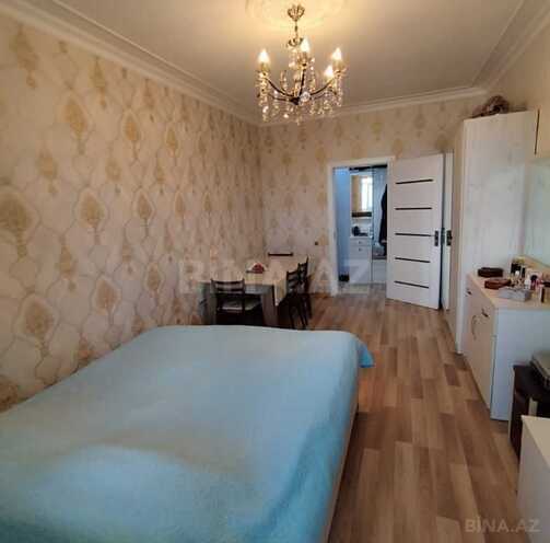 Продаётся 2-комн. вторичка 45 м², м. Иншаатчылар, photo 1 from 8