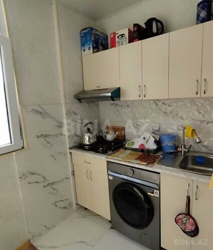 Продаётся 2-комн. вторичка 45 м², м. Иншаатчылар, photo 3 from 8