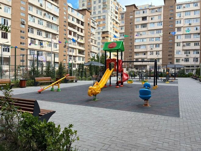 Продаётся 3-комн. вторичка 85 м², м. Иншаатчылар, photo 1 from 17