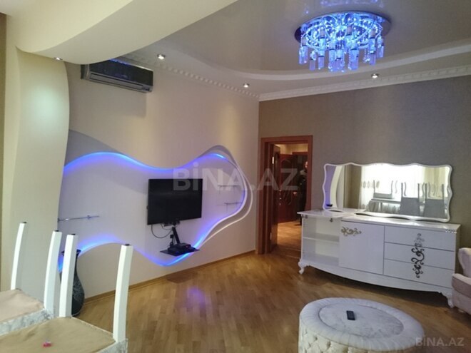 İcarəyə verilir 3 otaqlı yeni tikili 140 m², 28 May m., photo 4 from 21