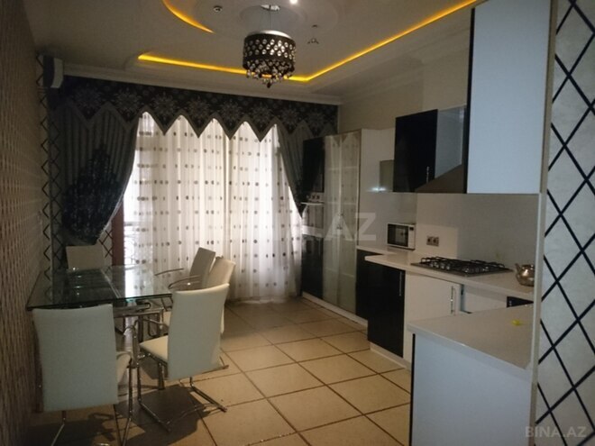 İcarəyə verilir 3 otaqlı yeni tikili 140 m², 28 May m., photo 15 from 21