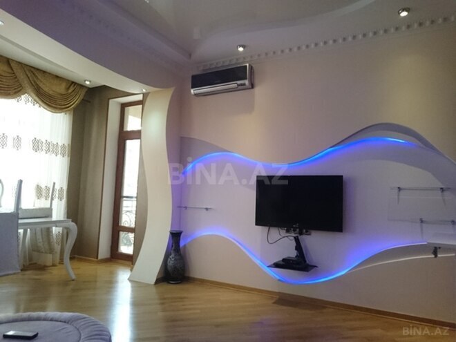 İcarəyə verilir 3 otaqlı yeni tikili 140 m², 28 May m., photo 8 from 21