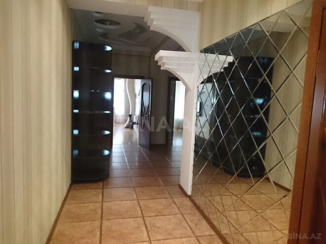 İcarəyə verilir 3 otaqlı yeni tikili 140 m², 28 May m., photo 19 from 21