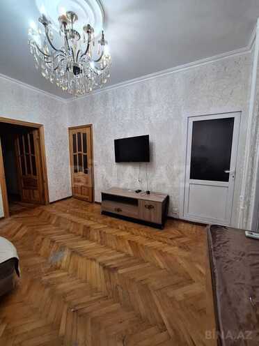 Сдаётся 2-комн. вторичка 60 м², м. Мемар Аджеми, photo 1 from 13