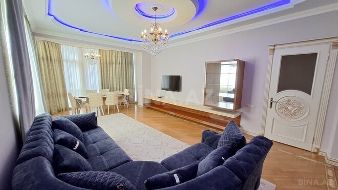 Сдаётся 3-комн. новостройка 150 м², м. 8 ноября, photo 4 from 29