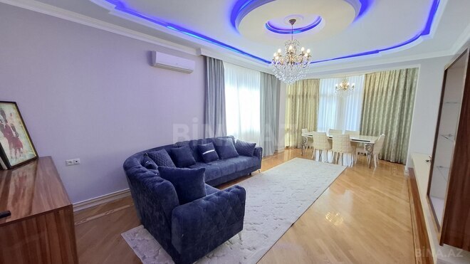 Сдаётся 3-комн. новостройка 150 м², м. 8 ноября, photo 1 from 29