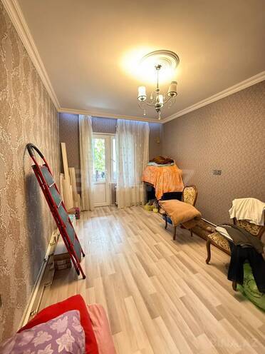 Satılır 3 otaqlı köhnə tikili 75 m², İnşaatçılar m., photo 4 from 10