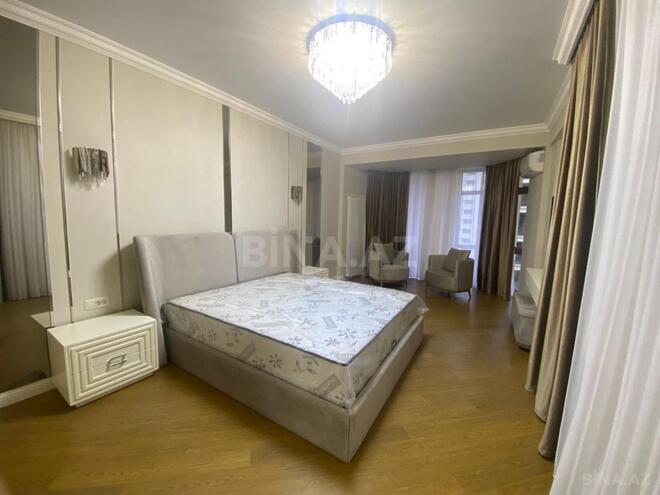 İcarəyə verilir 3 otaqlı yeni tikili 210 m², 28 May m., photo 4 from 17