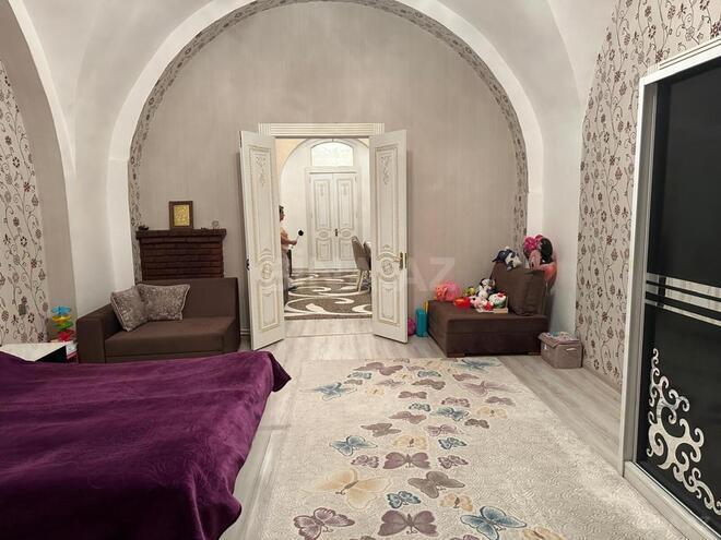 Satılır 4 otaqlı köhnə tikili 115 m², 28 May m., photo 24 from 28