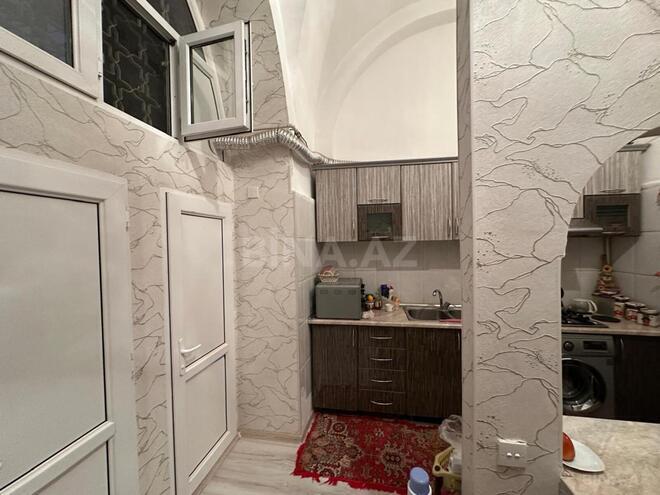 Satılır 4 otaqlı köhnə tikili 115 m², 28 May m., photo 7 from 28