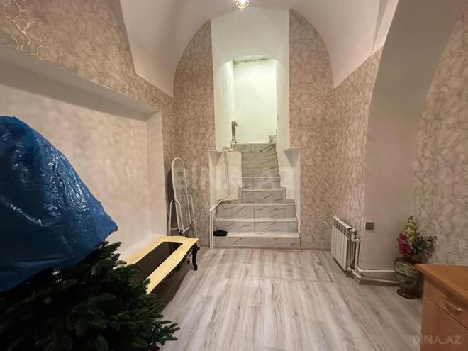 Satılır 4 otaqlı köhnə tikili 115 m², 28 May m., photo 14 from 28