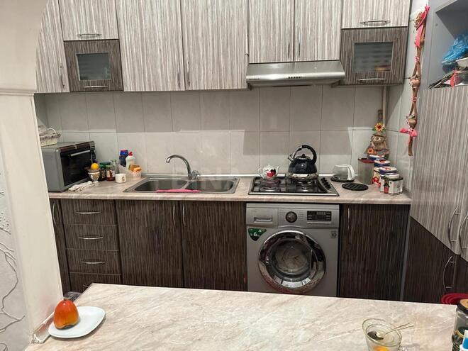 Satılır 4 otaqlı köhnə tikili 115 m², 28 May m., photo 20 from 28