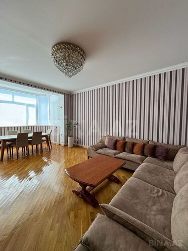 Satılır 3 otaqlı yeni tikili 126 m², İnşaatçılar m., photo 1 from 14