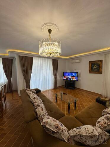 Сдаётся 4-комн. новостройка 200 м², м. Элмляр Академиясы, photo 1 from 17