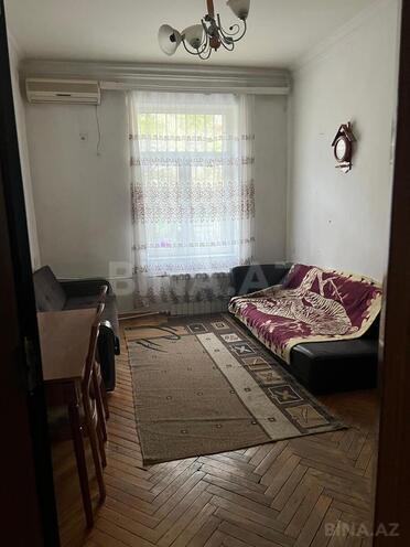 İcarəyə verilir 2 otaqlı köhnə tikili 65 m², Elmlər Akademiyası m., photo 1 from 9
