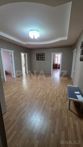 İcarəyə verilir 4 otaqlı yeni tikili 200 m², 28 May m., photo 8 from 12