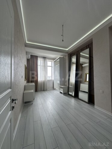 Продаётся 3-комн. новостройка 120 м², м. Иншаатчылар, photo 7 from 10