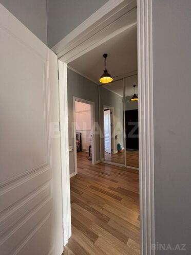 Satılır 2 otaqlı köhnə tikili 60 m², İnşaatçılar m., photo 10 from 20