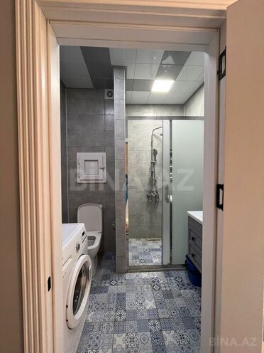 Satılır 2 otaqlı köhnə tikili 60 m², İnşaatçılar m., photo 17 from 20