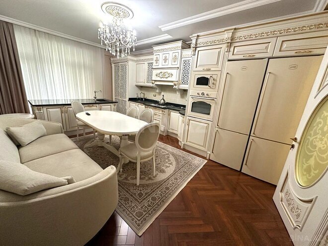 Продаётся 4-комн. новостройка 198 м², Насиминский  р., photo 6 from 19