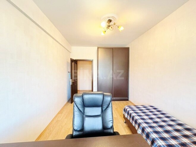 Продаётся 2-комн. вторичка 68 м², м. Гянджлик, photo 5 from 11