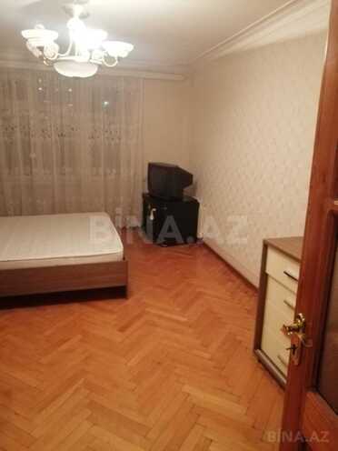 Продаётся 3-комн. вторичка 70 м², м. Элмляр Академиясы, photo 9 from 18